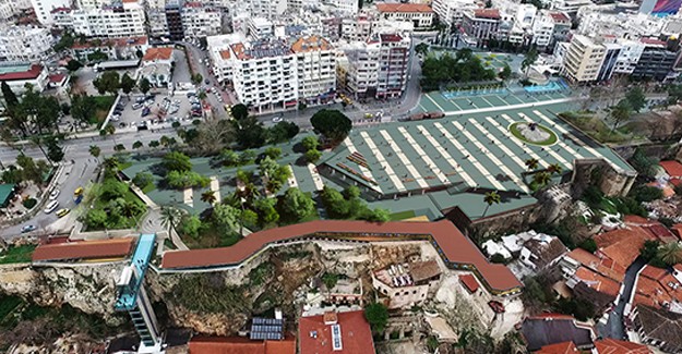 Antalya Cumhuriyet Meydanı yenileniyor!