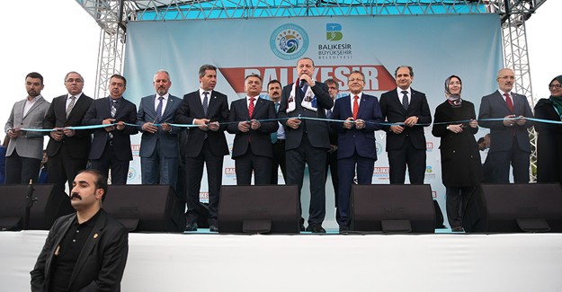 TOKİ Balıkesir'de 1 milyar 281 milyon liralık 78 projenin açılışını yaptı!