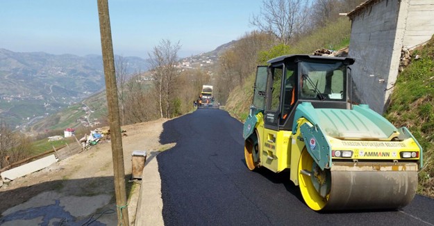Trabzon Büyükşehir Belediyesi Erikli Mahallesi'nde yol çalışmalarına başladı!