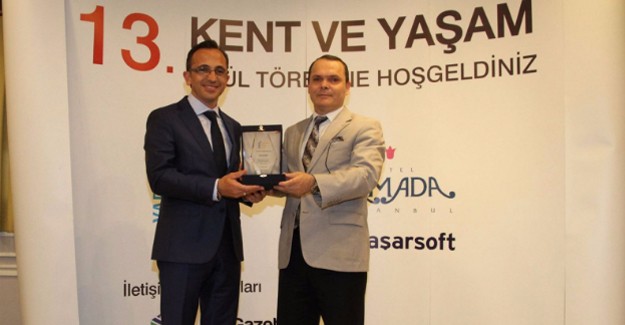 Başkan Tabakoğlu 'Yeni Kent Modeli Ödülünü’ aldı!