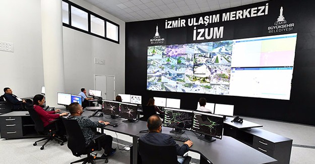 İzmir'in trafiği '3 bin akıllı sistemle' yönetilecek!