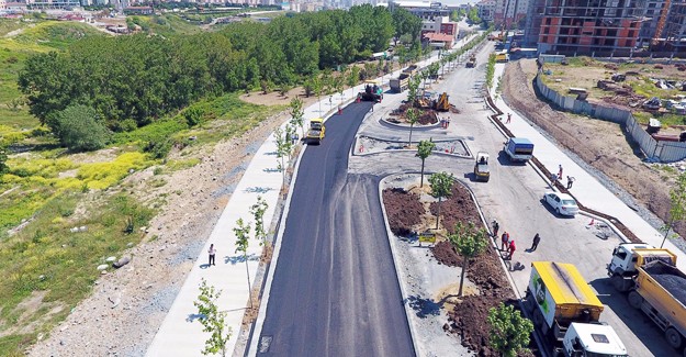 Beylikdüzü'nün 10 mahallesi'nde asfalt çalışmaları başladı!