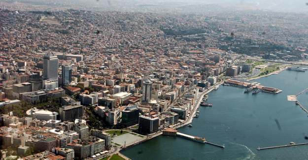 İzmir'de yükselen konut projeleri, kent ekonomisini arttırıyor!