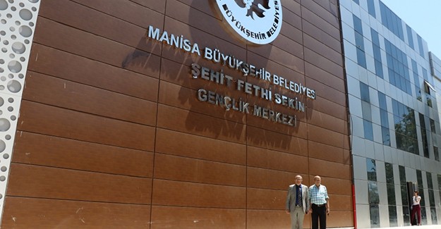 Manisa Alaşehir Şehit Fethi Sekin Gençlik Merkezi çalışmaları bitiyor!