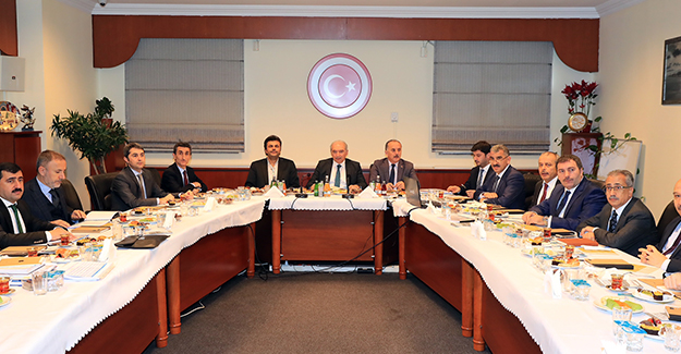 Başkan Uysal, Güngören Bağcılar ve Arnavutköy'de yatırım toplantısı yaptı!