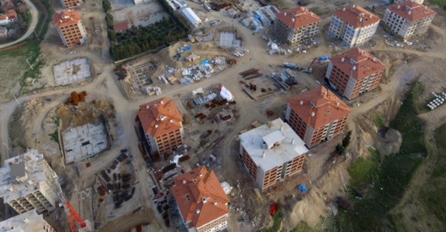 TOKİ Denizli Sarayköy'de 20 bloktan 17'sinin kaba inşaatı tamamlandı!