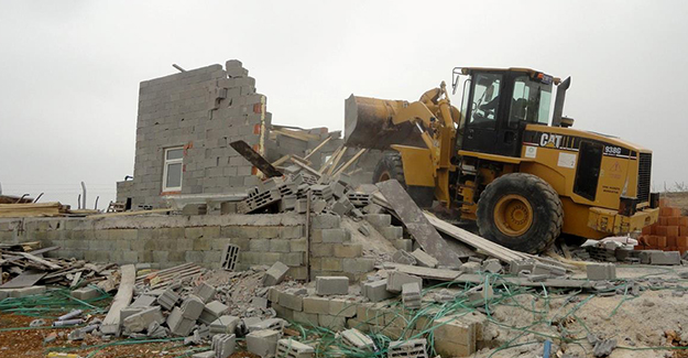 Meram Belediyesi kaçak yapıların yıkımına devam ediyor!