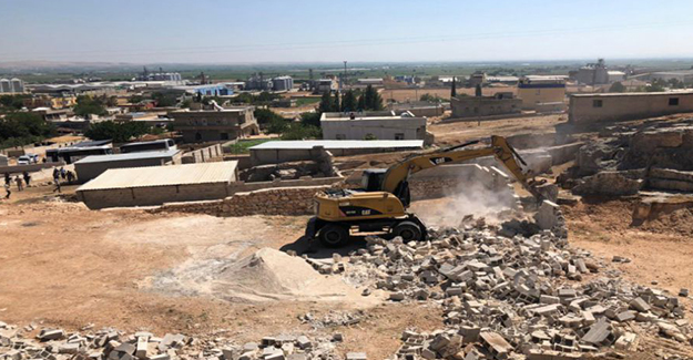 Büyük Hancağız Mahallesi kentsel dönüşüm kapsamında kaçak yapılar yıkıldı!