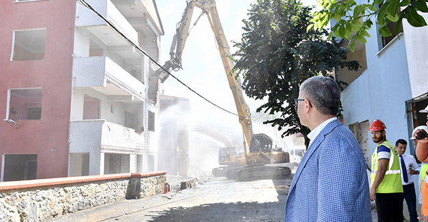 Kirazlıtepe kentsel dönüşüm projesinin 2. etabında yıkım çalışmaları başladı!