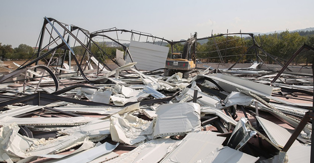 Nilüfer Belediyesi kaçak yapıların yıkımlarına devam ediyor!