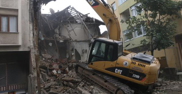 Kartal Belediyesi İstanbul'da en çok metruk bina yıkan belediye oldu!