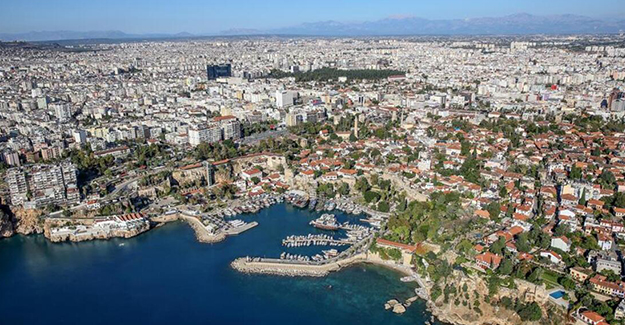 Antalya'da riskli yapılardaki dönüşüm sürüyor!