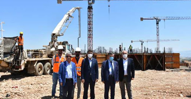 Şehzadeler Sancaklıbozköy TOKİ konutlarının inşaatı başladı!