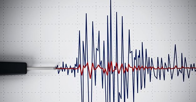 Bursa'da deprem! 4.4 ile sallandı...