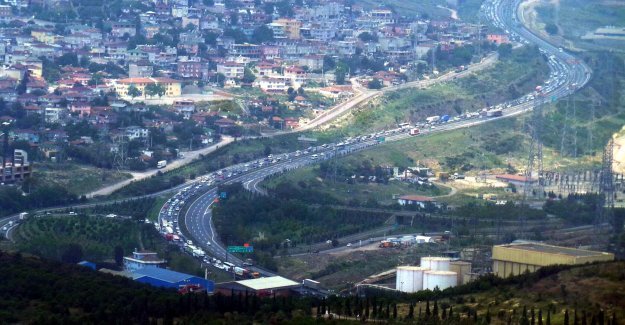 İzmit İstanbul trafik durumu 27 eylül 2015