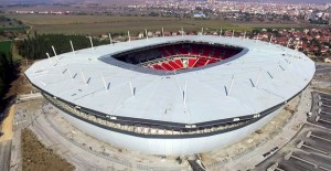 TOKİ 35 bin kişilik Eskişehir Stadı açılış için gün sayıyor!