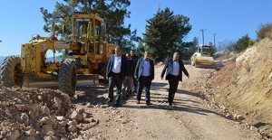 Antalya Kemer Beycik Mahallesi'nin yolları yenileniyor!