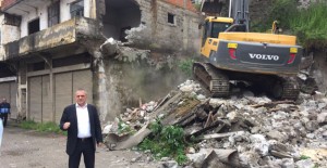 Trabzon Yomra'da kentsel dönüşüm yıkımları devam ediyor!