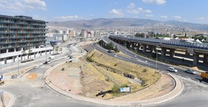 İzmir Bornova'da trafik sorunu çözülüyor!