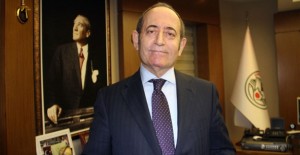 Mehmet Akif Hamzaçebi kimdir?