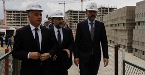 'Sur Yapı Antalya projesi tüm Türkiye'ye örnek bir şehircilik modeli'!