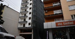 Osmangazi Belediyesi Dikkaldırım'da 8 katlı ruhsatsız binayı yıktı!