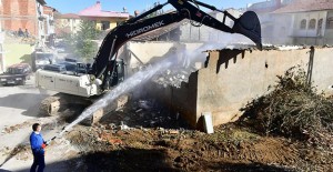 Yeşilyurt Turgut Özal Mahallesi kentsel dönüşüm projesinde yıkımlar başladı!