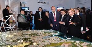 Beyoğlu MIPIM'de 25 milyar dolarlık projeleriyle şov yaptı!